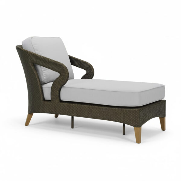 Chaise Lounge